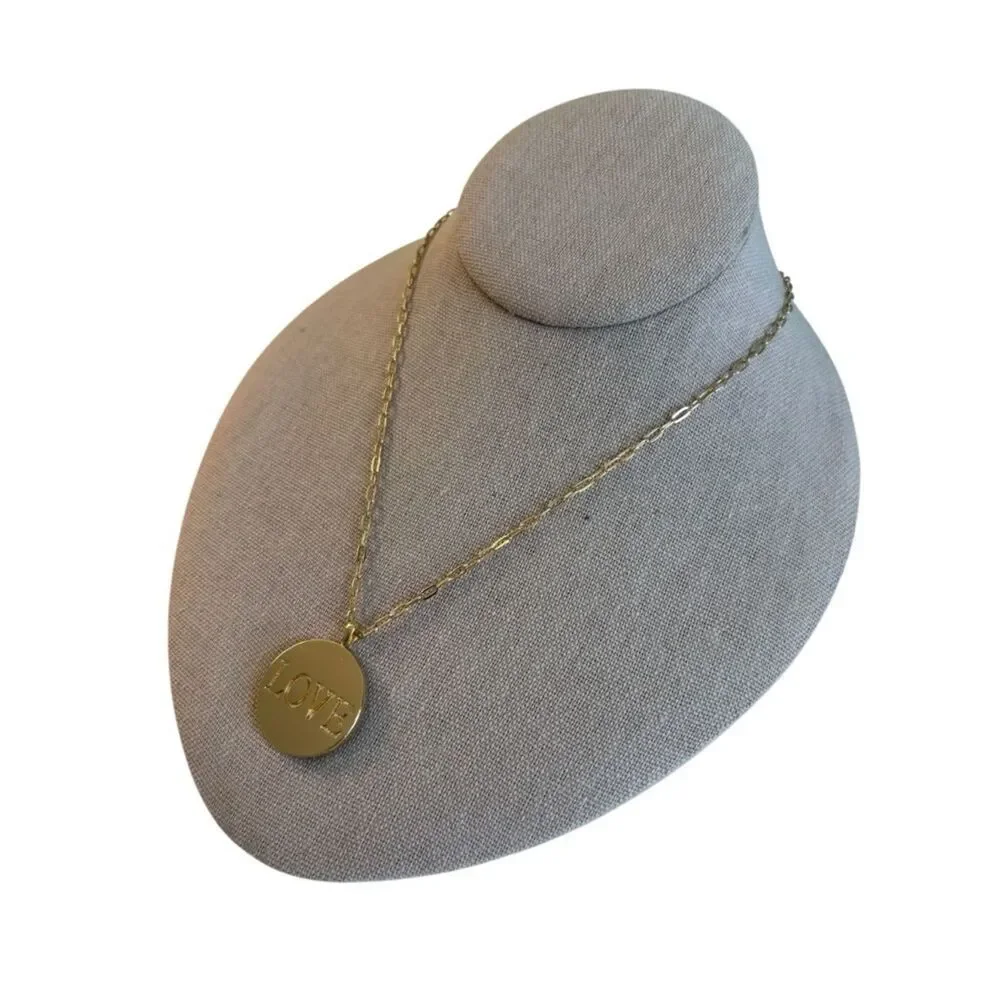 Gold Toned Reversible Medallion Heart Pendant Necklace. Very Pretty